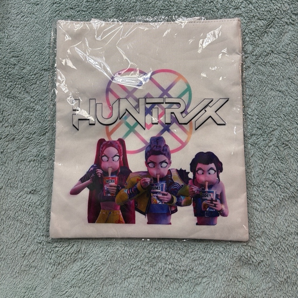 K Pop Bundle - Picture 3 of 12